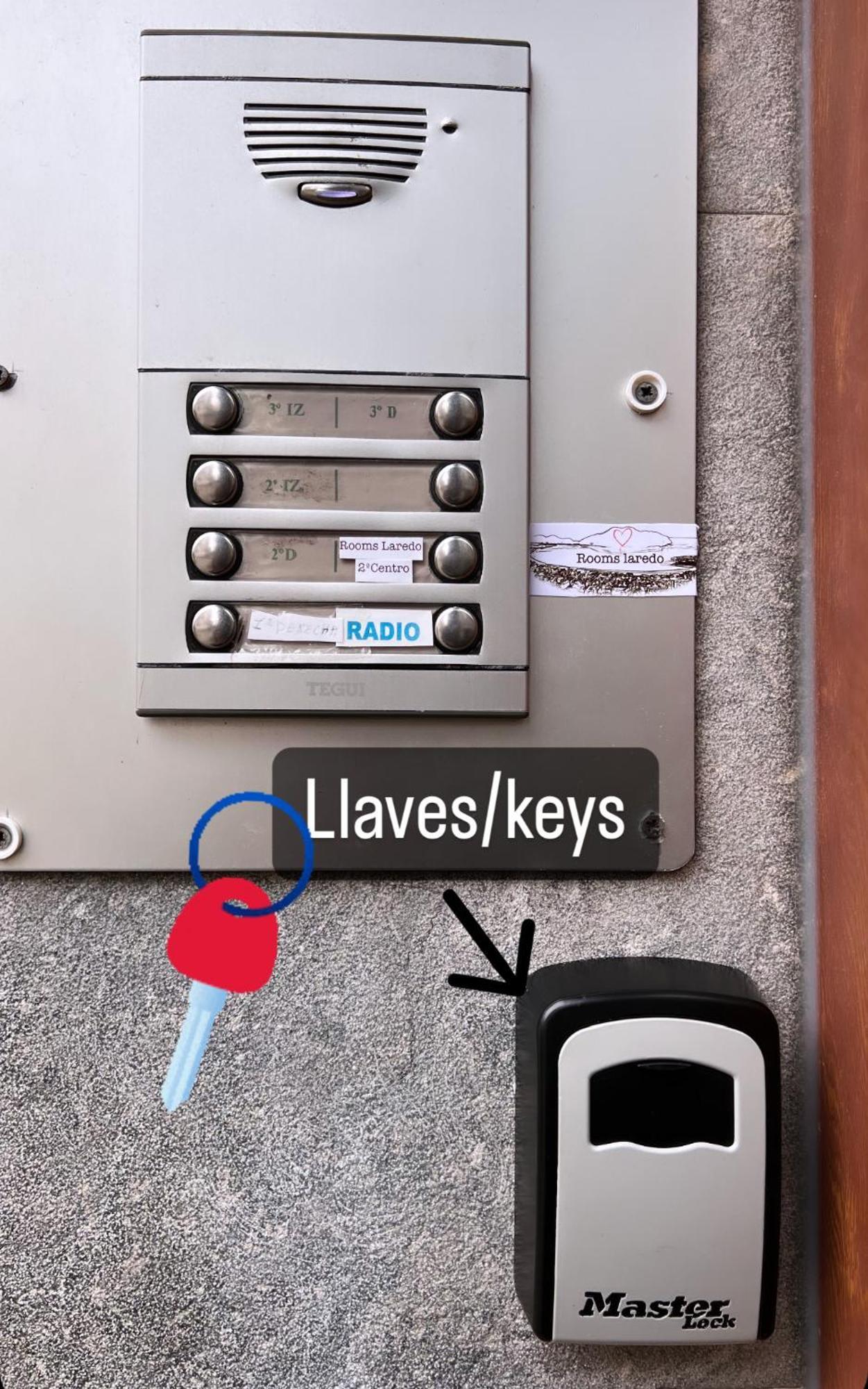 Rooms Ларедо Екстер'єр фото
